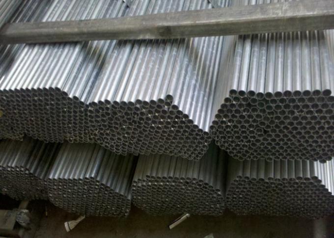El acero inoxidable de la clase 3 de la clase 2 de la clase 1 soldó con autógena el tubo conservado en vinagre y recocido