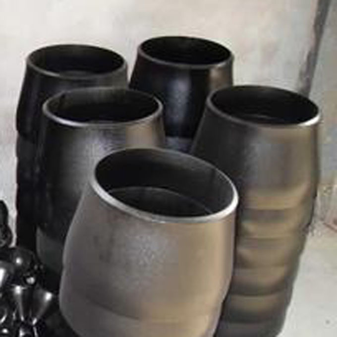Reductor concéntrico ASTM A234 WP12 del acero de aleación de ASTM A815 para la soldadura de extremo 1