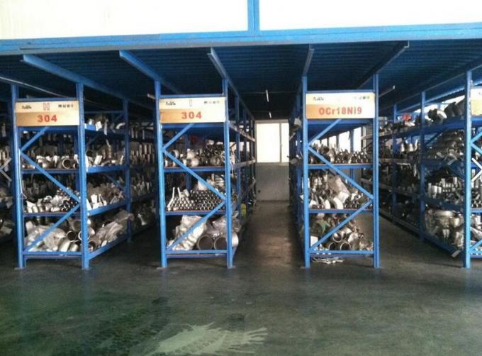 Fittings de tuberías de fundición de acero inoxidable de alta calidad con tapa redonda roscada 8