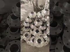 reborde de acero inoxidable